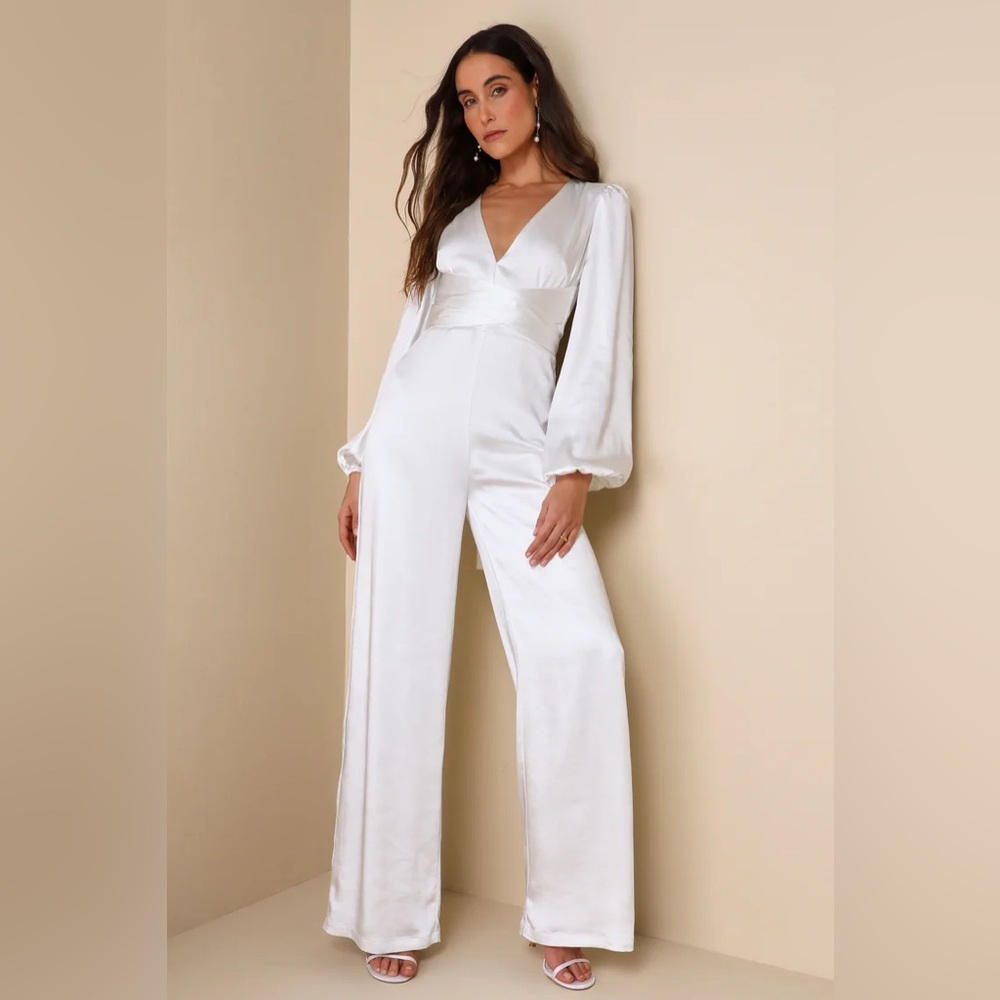 Lulu’s Satin Jumpsuit NWT